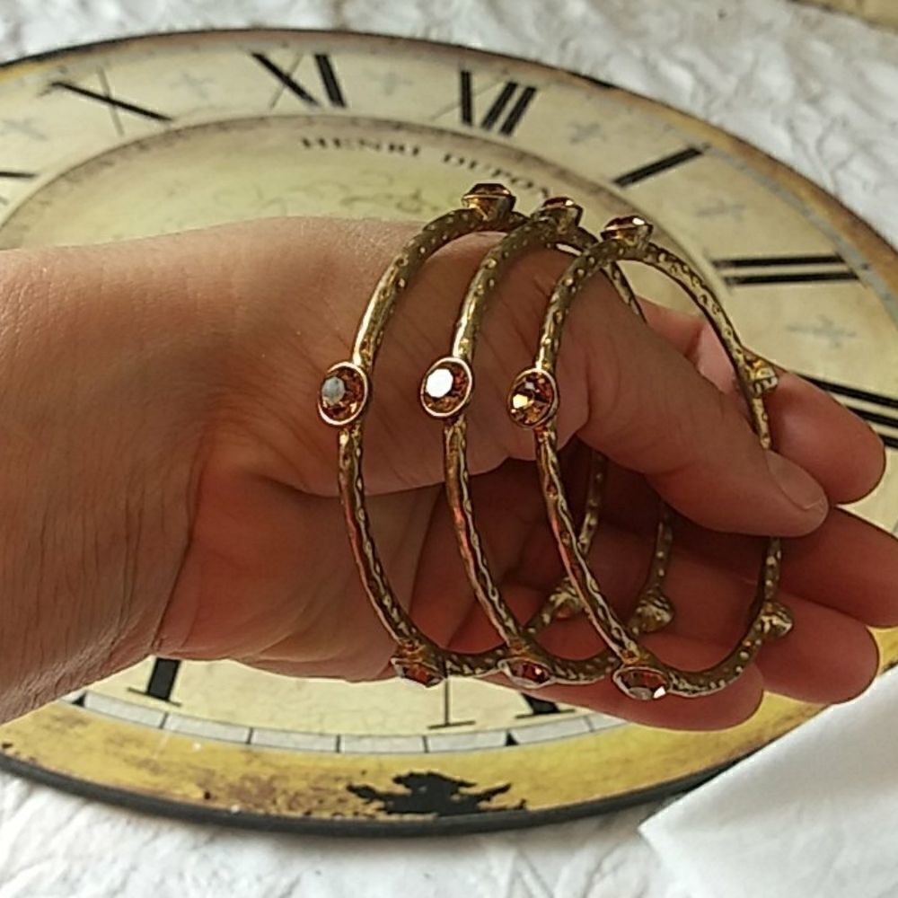 Bracelet    - Picture 6 of 8